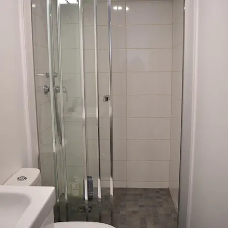 Spacious 3 Bedroom Appartement Paris